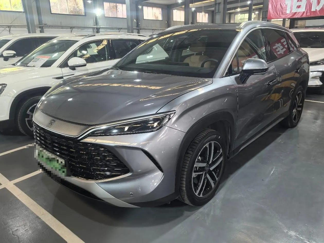BYD 2024 Song L DM-i 1.5 Stepless 160km Exceed Automatic Transmission - View 1