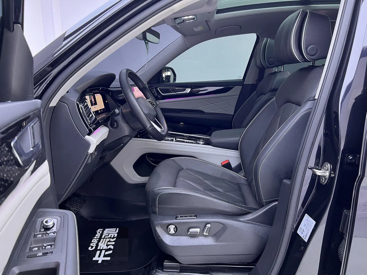 Volkswagen 2024 Tuang 2.0TSI 380TSI four-wheel drive Longyao version automatic gear 10