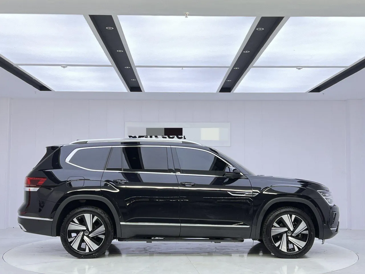 Volkswagen 2024 Tuang 2.0TSI 380TSI four-wheel drive Longyao version automatic gear 6