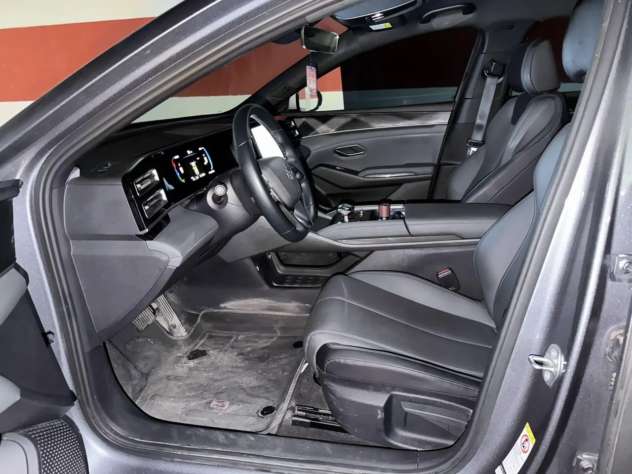 BYD 2024 Qin L DM-i 1.5 stepless 80KM leading automatic gear 4