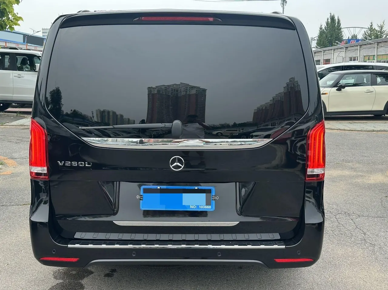 Mercedes Benz V 2022V 260 L 2.0T Deluxe Edition Automatic Gear 9