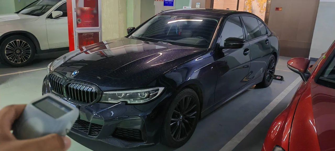 打开图片灯箱:BMW 3 Series 2020 325Li 2.0T M Sports Obsidian Night Edition Automatic Gear