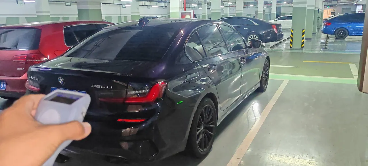 BMW 3 Series 2020 325Li 2.0T M Sports Obsidian Night Edition Automatic Gear 2