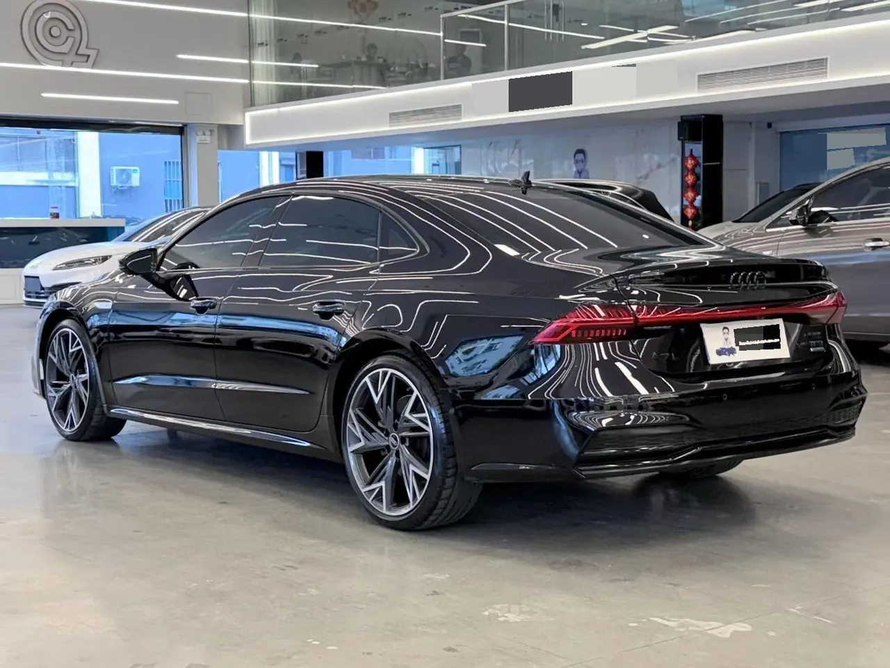Audi 2023 A7L 2.0TFSI 45TFSI Quattro S-line Black Samurai Edition Automatic Gear 6