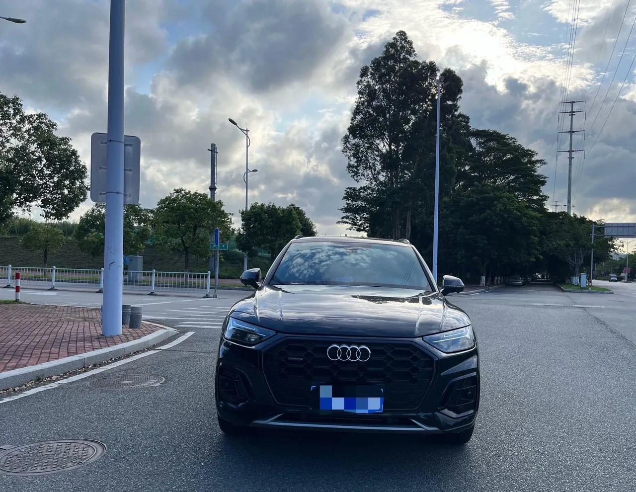 Audi 2023 Q5L 2.0TFSI 40TFSI luxury dynamic automatic 2