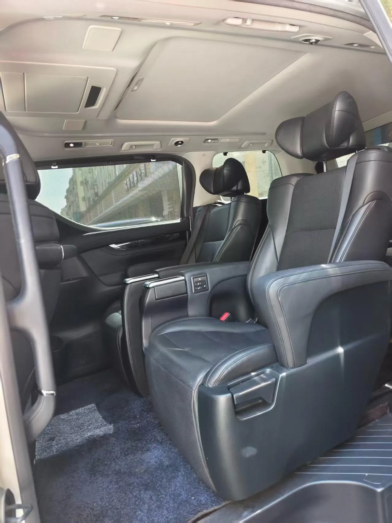 Toyota Wilfa (Imported) 2020 Wilfa 2.5 Stepless HV Deluxe Edition Automatic Gear 8