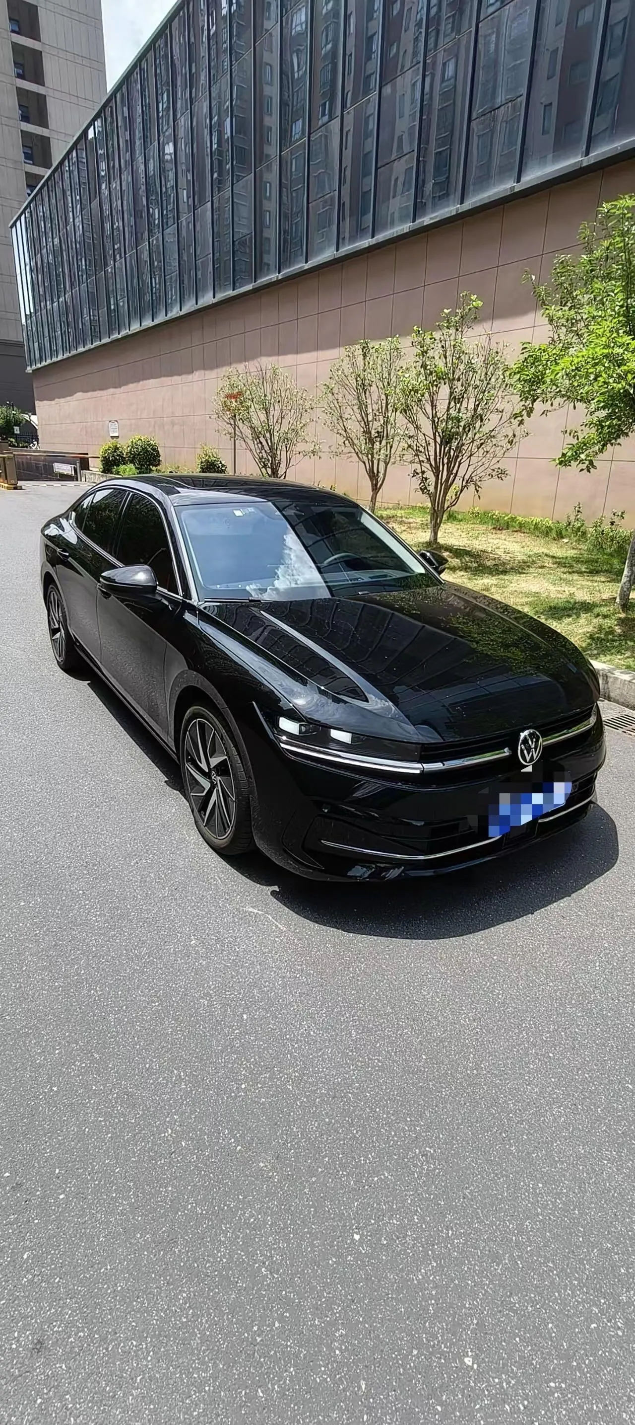 Volkswagen 2026 Magotan 2.0TSI 380TSI Premium Edition Da Mai Bag Automatic Gear 3