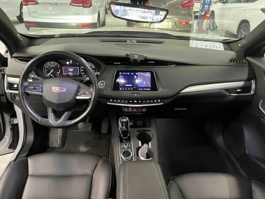 Cadillac 2020 XT4 2.0T 28T Two-Drive Leading Type (Modified) Automatic Gear 3