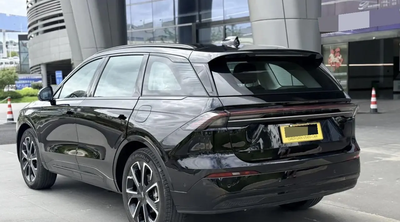 Lincoln 2023 Navigator 2.0T Stepless Four-wheel Drive Zunrui Edition Automatic Gear 2