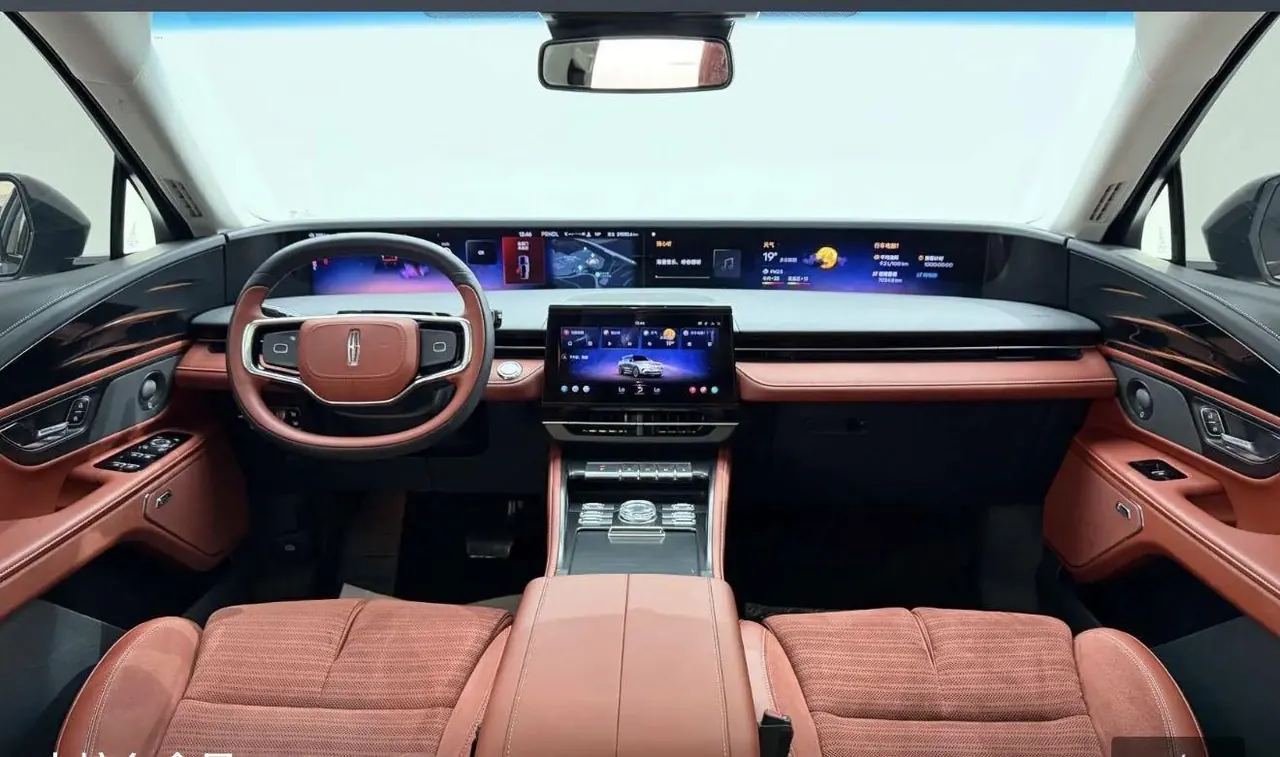 Lincoln 2023 Navigator 2.0T Stepless Four-wheel Drive Zunrui Edition Automatic Gear 3