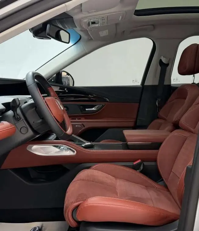 Lincoln 2023 Navigator 2.0T Stepless Four-wheel Drive Zunrui Edition Automatic Gear 4
