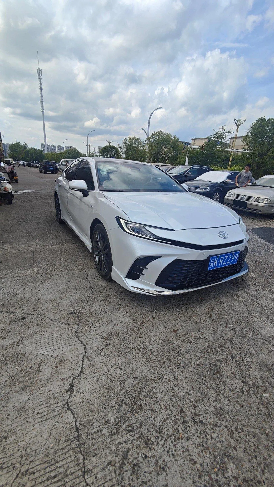 Toyota 2024 Camry Dual Engine 2.0HXS CVT Sport PLUS Edition Automatic Transmission 4