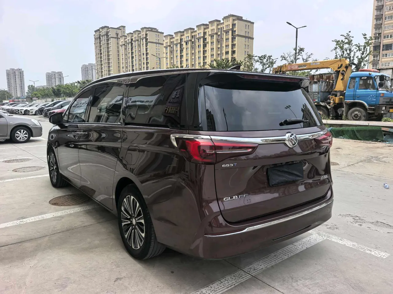 Buick 2022 GL8 ES Lu Zun 48V 2.0T 653T Luxury Automatic Gear 7