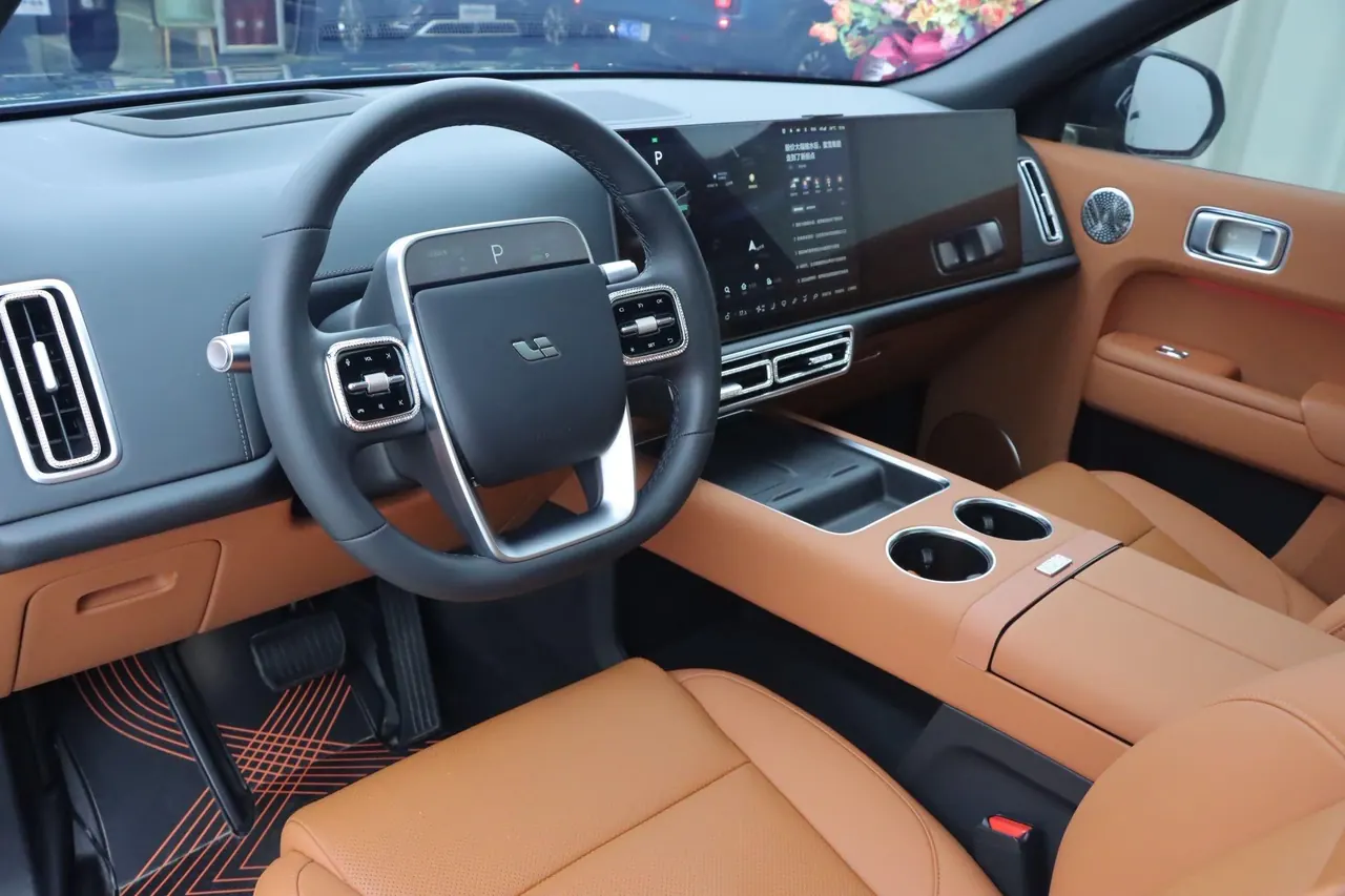 Li 2025 L9 Ultra Smart Refresh Edition Automatic Transmission 3