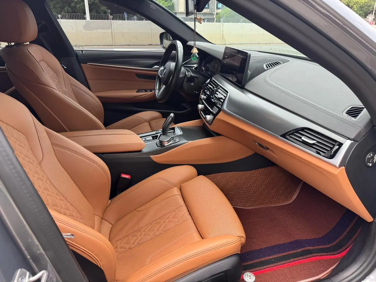 BMW 5 Series (Imported) 2022 525i 2.0T M Sports Suit (Modified 2) Automatic Gear 13