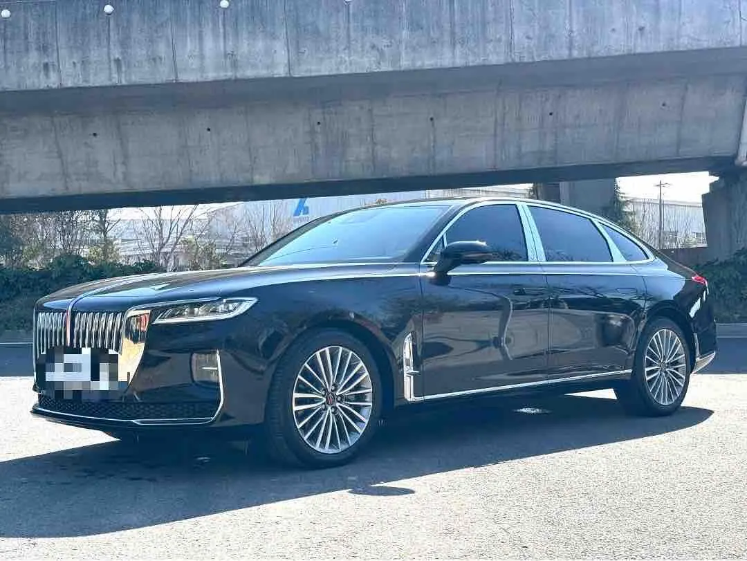 HongQi 2020 H9 48V 2.0T Zhilian Flag Edition Automatic Gear 2
