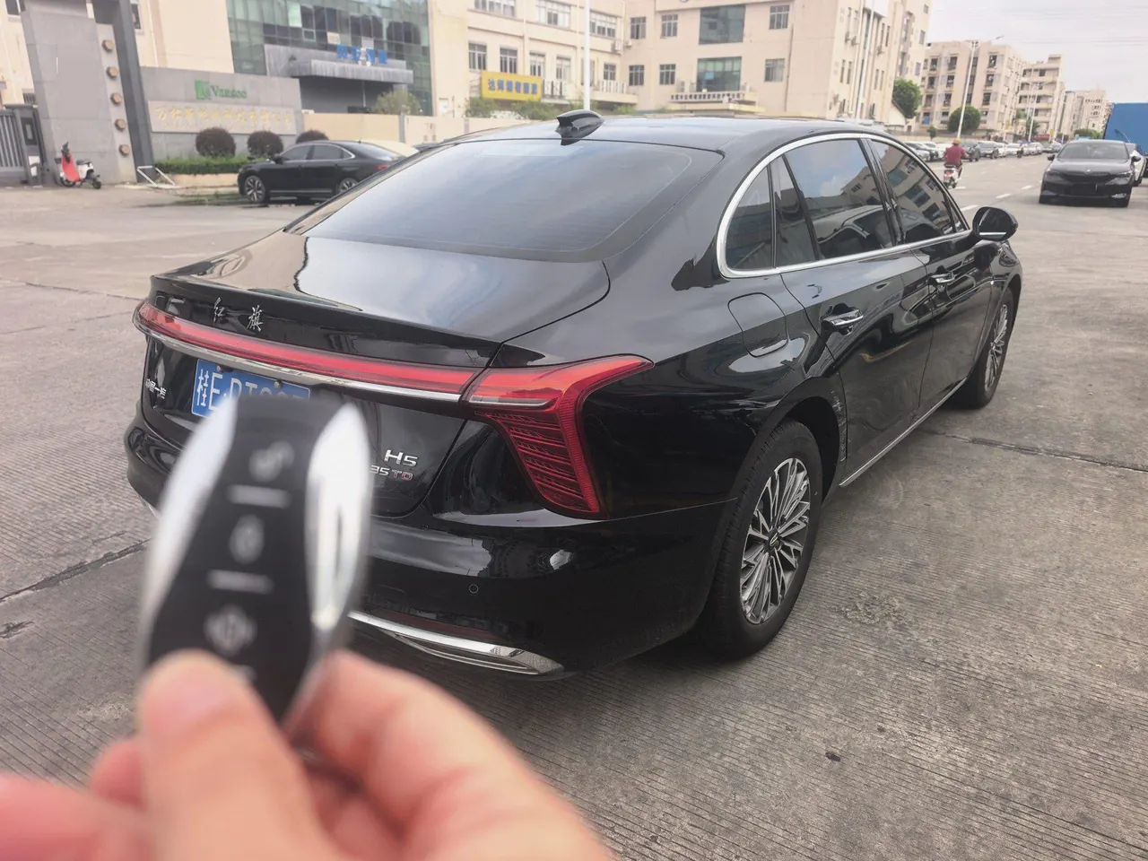 HongQi 2025 H5 1.5T Flag Rhyme 500000 Commemorative Automatic Gear 7