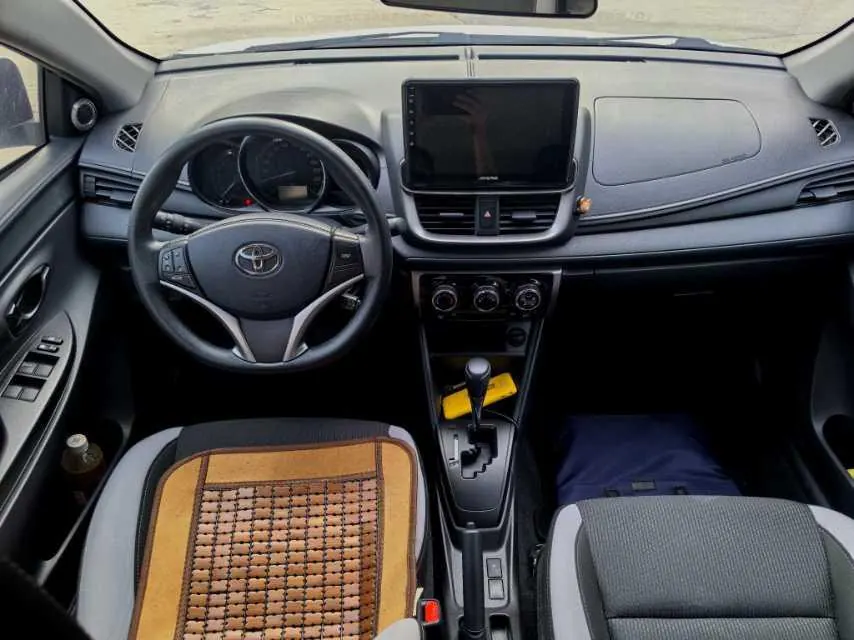 Toyota yaris 2022 YARiS L Zhixuan X 1.5 Stepless Leading PLUS Edition Automatic Gear 5