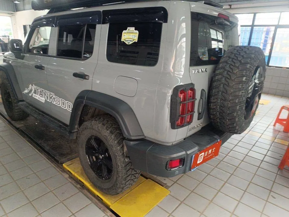 Tank 2023 Tank 300 2.0T Off-Road Challenger Automatic Gear 7