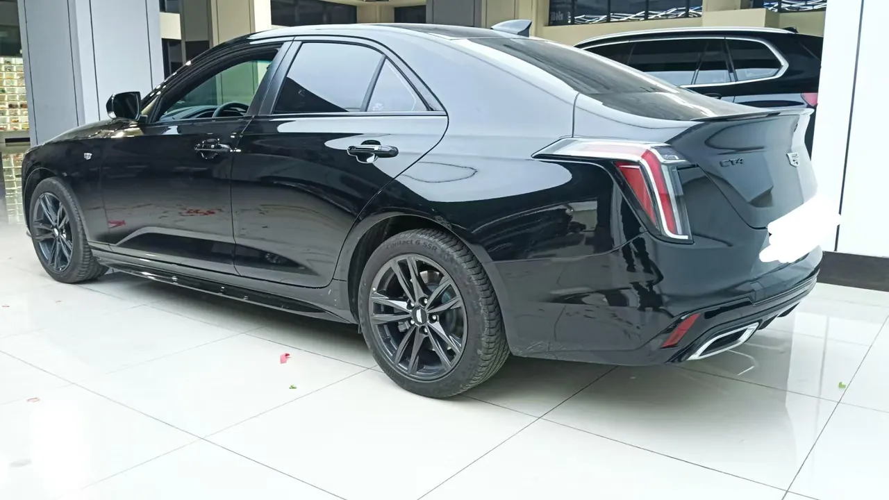 Cadillac 2023 CT4 1.5T 25T Luxury Automatic Gear 2