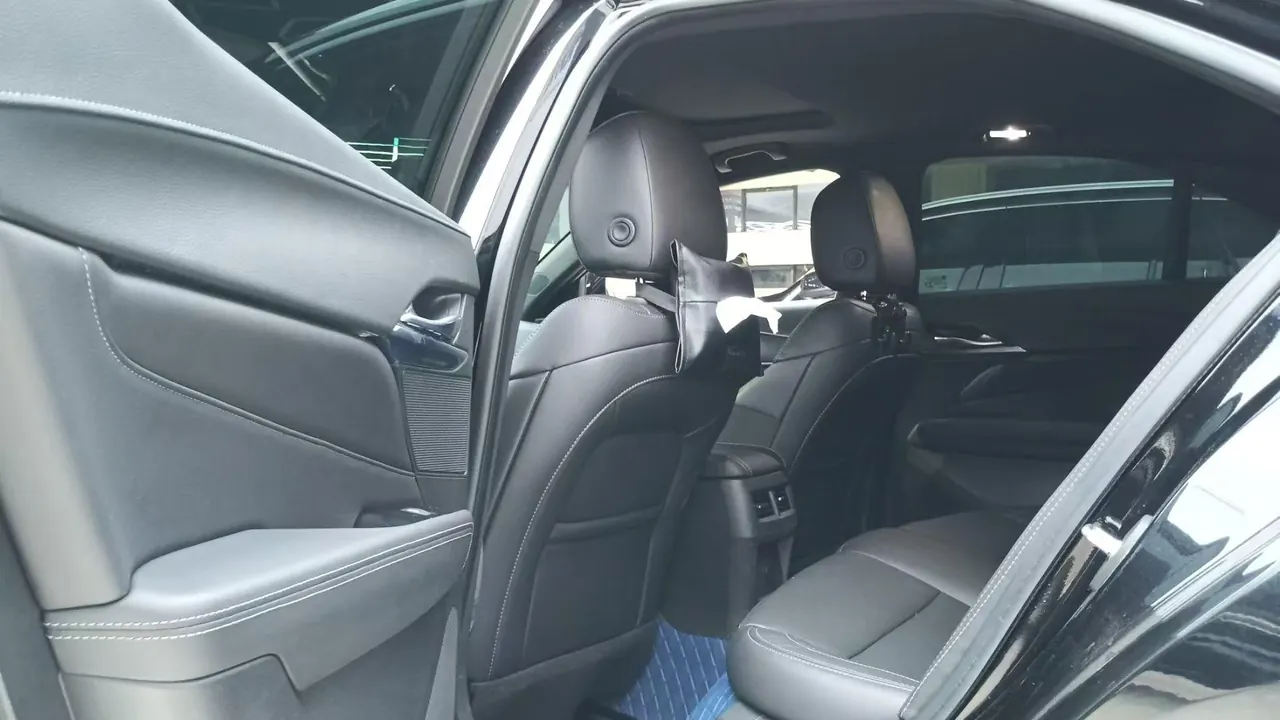 Cadillac 2023 CT4 1.5T 25T Luxury Automatic Gear 5