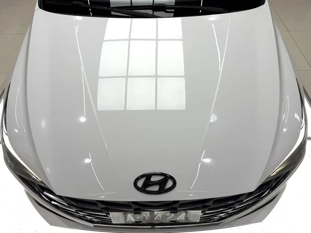 Hyundai 2022 Elantra -3-compartment 1.5 stepless LUX premium automatic gear 16