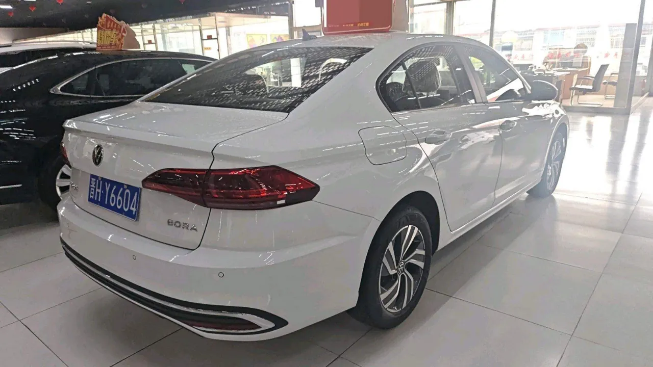 Volkswagen 2026 Bora 1.2TSI 200TSI Yuexing Navigation Edition Automatic Gear 4