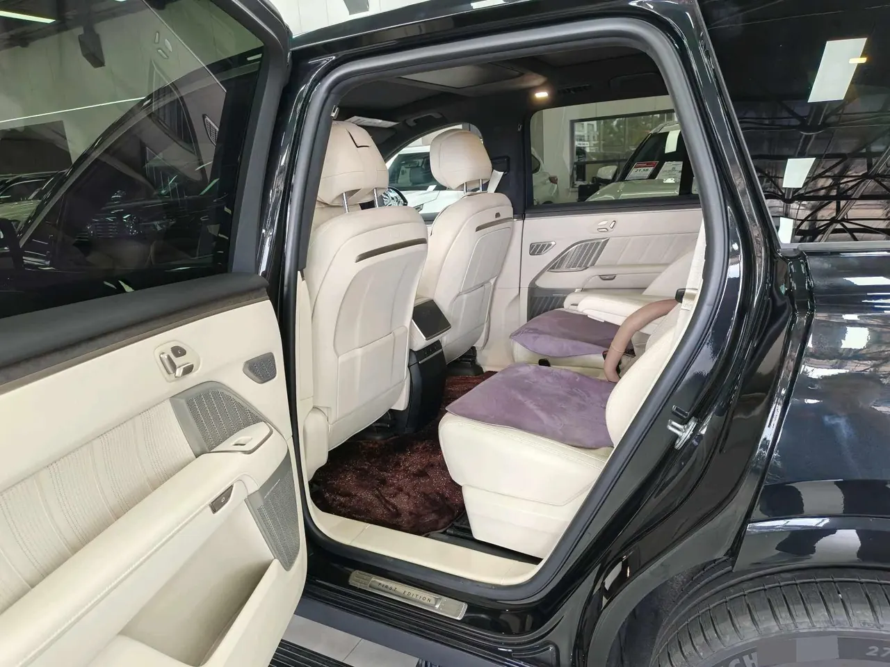 ONVO 2025 L90 Max six-seat automatic gear 6