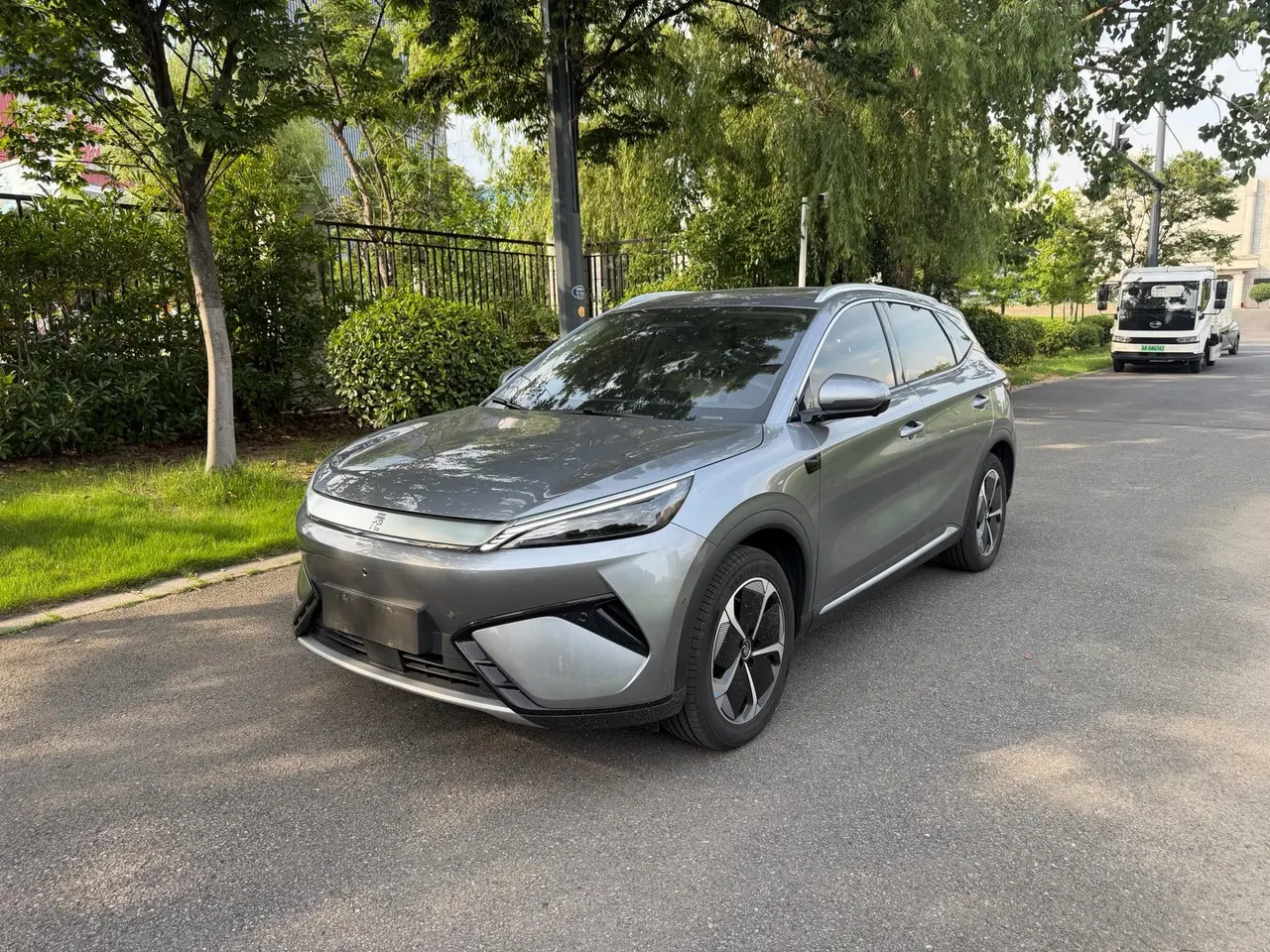 BYD Yuan PLUS 2025 Yuan PLUS Smart Driving Edition 510KM Exceed Automatic Gear - View 1