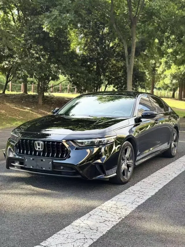 Honda 2025 INSPIRE (Yingshi Pai) 1.5T Stepless 260TURBO Elegant Automatic Gear - View 1