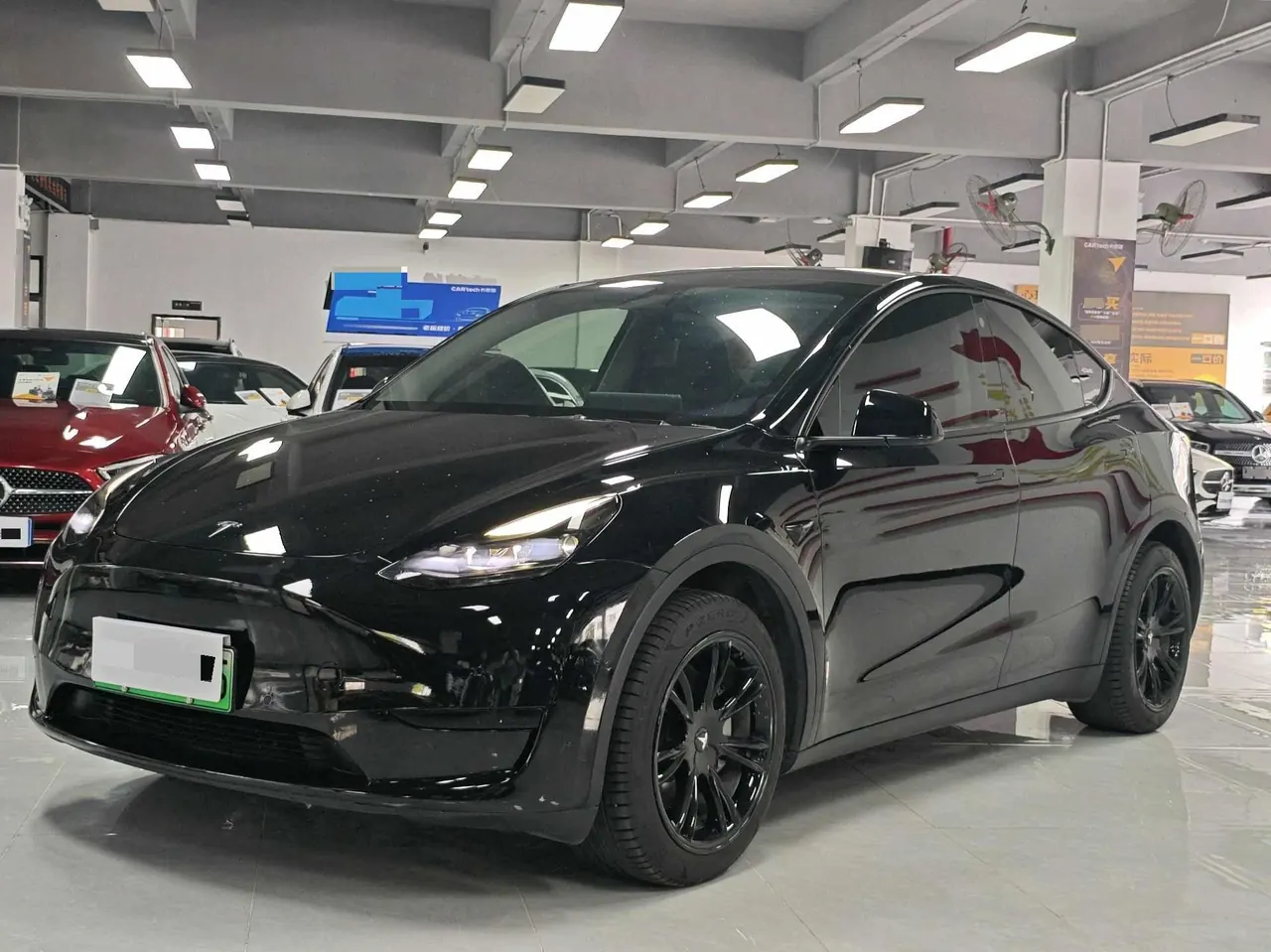 Tesla 2022 Model Y rear-wheel drive version automatic transmission - View 1