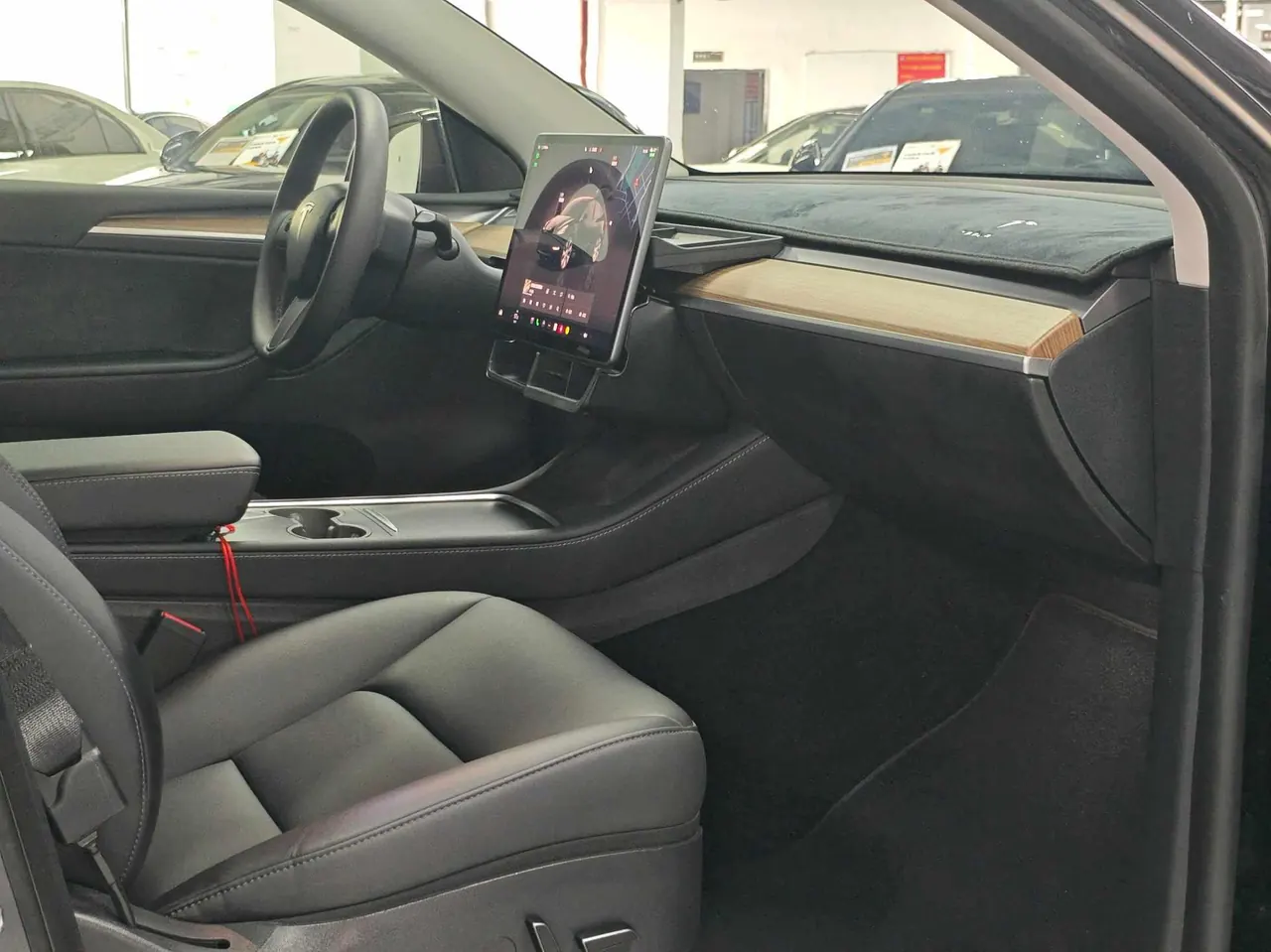 Tesla 2022 Model Y rear-wheel drive version automatic transmission 12