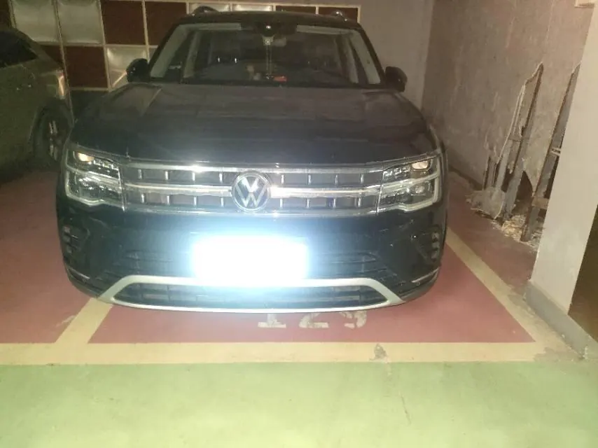 Volkswagen 2021 Tuang 2.0TSI 380TSI 4WD Respect Flagship Automatic Transmission 5