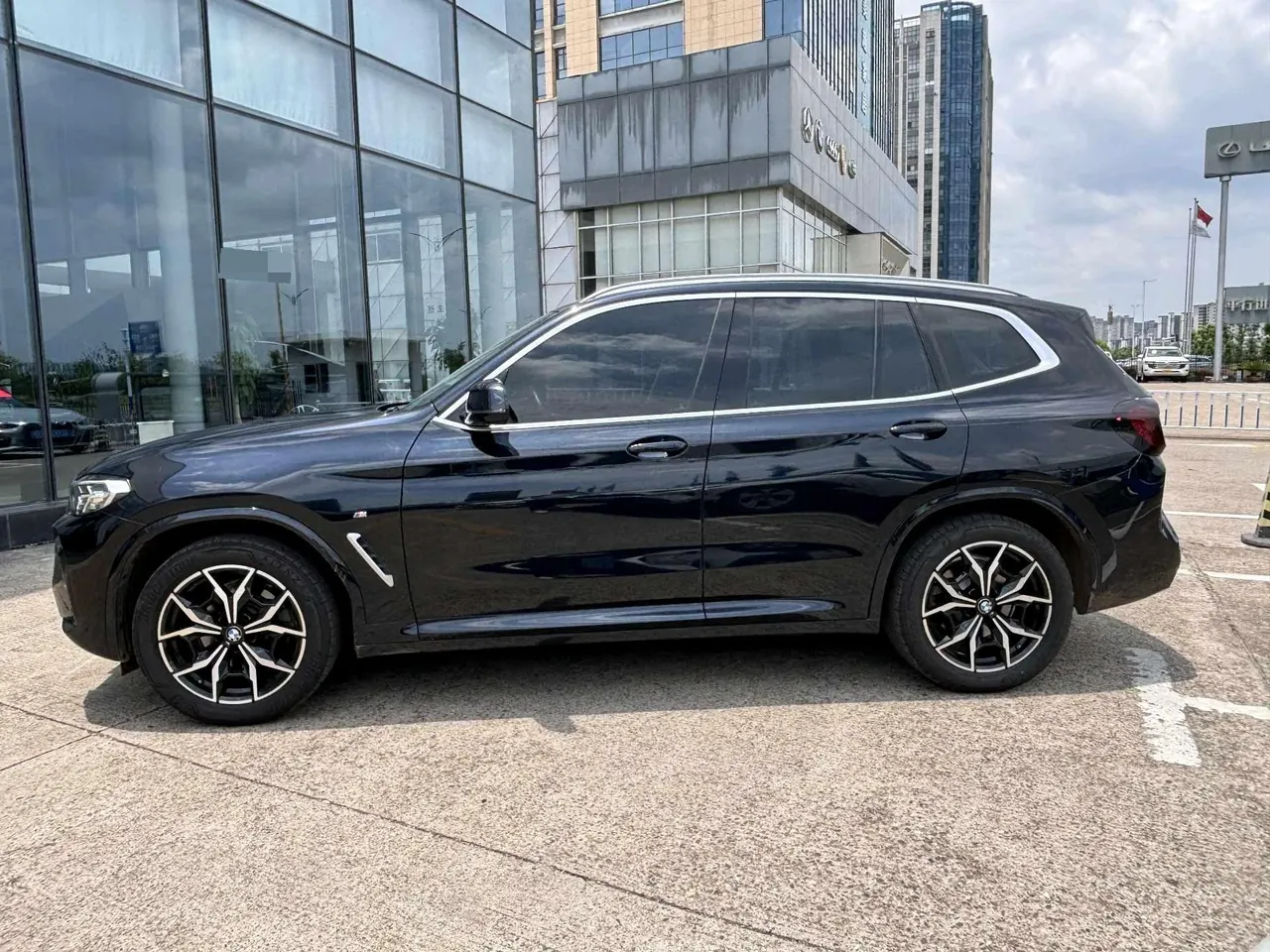 BMW 2023 X3 xDrive25i 2.0T M sports suit automatic gear 4