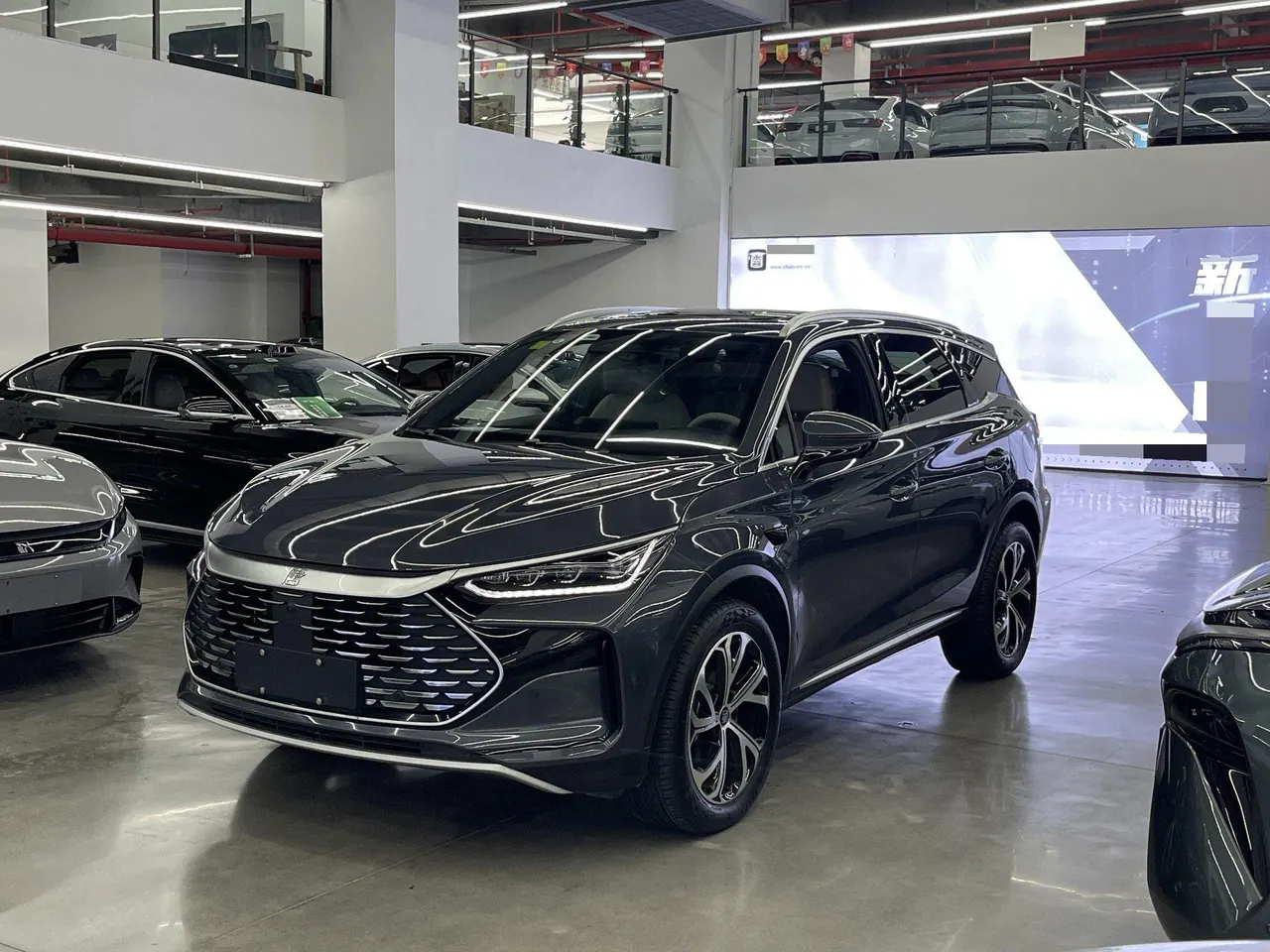 Открыть галерею: BYD Tang New Energy 2025 Tang DM-i 1.5T Stepless Intelligent Driving Edition 115KM Flagship Automatic Gear