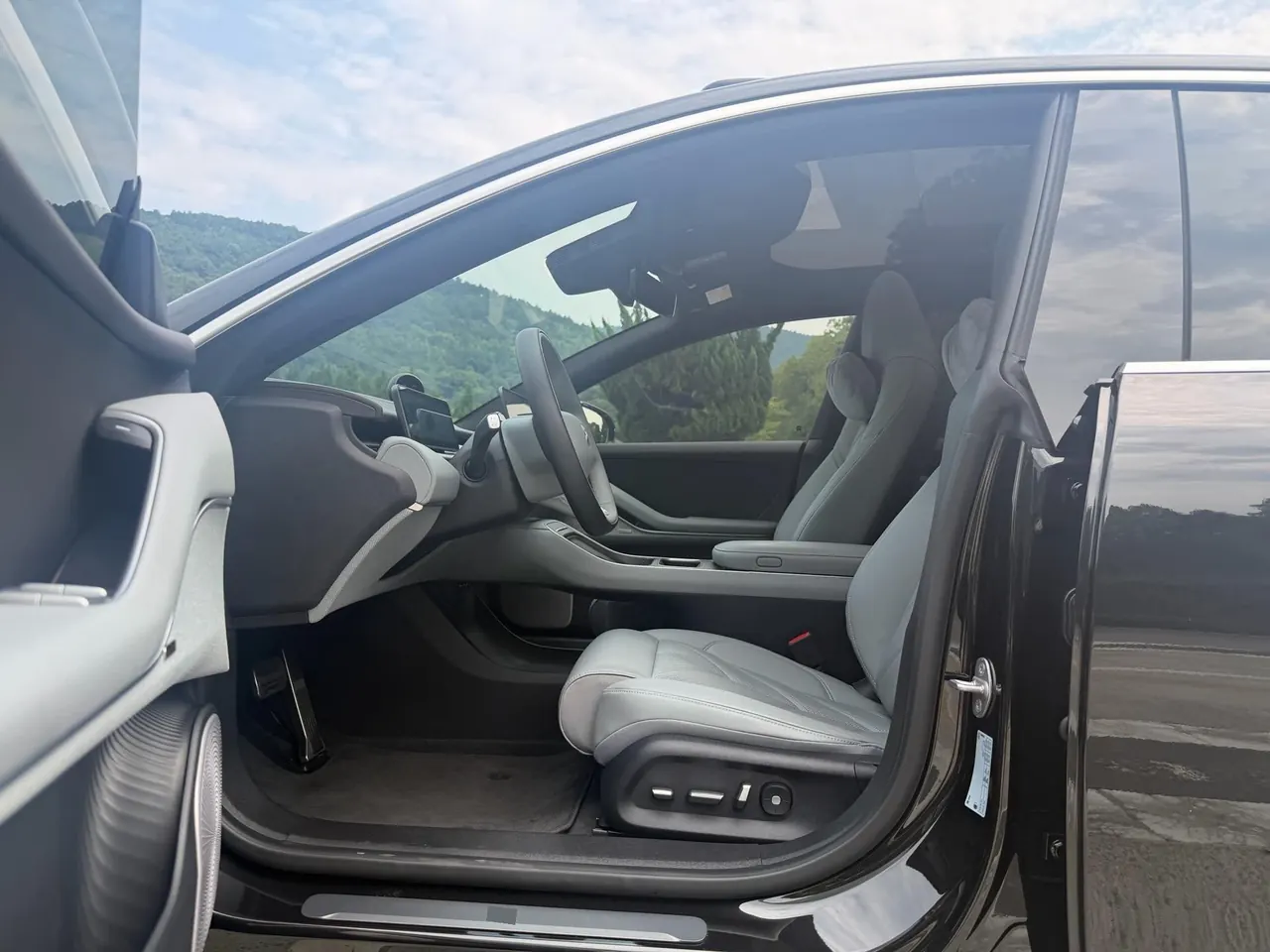 NIO 2025 ET5T 75kWh Touring automatic 4