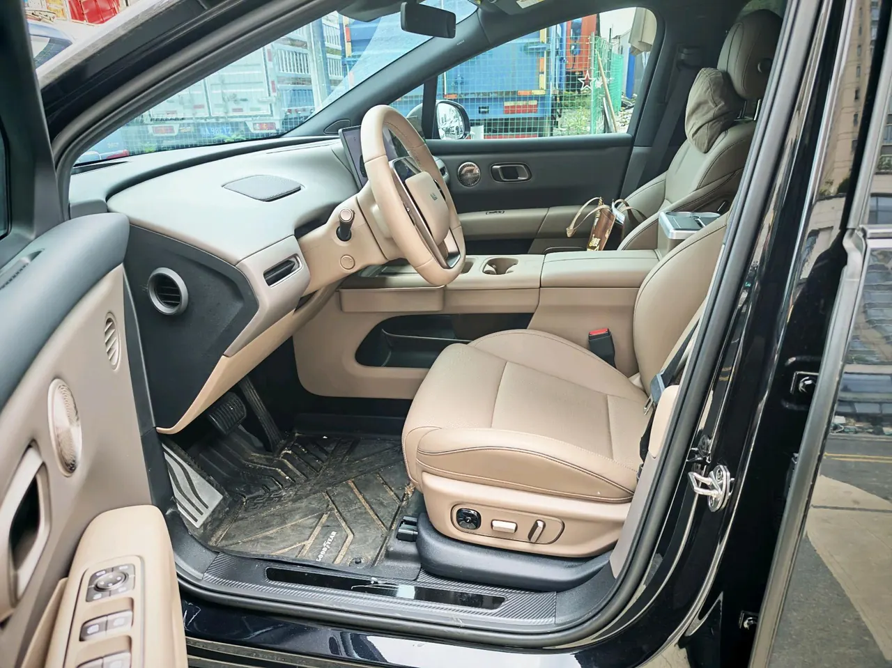 Li 2025 I 300.00g Drive Standard Edition Automatic Gear 3