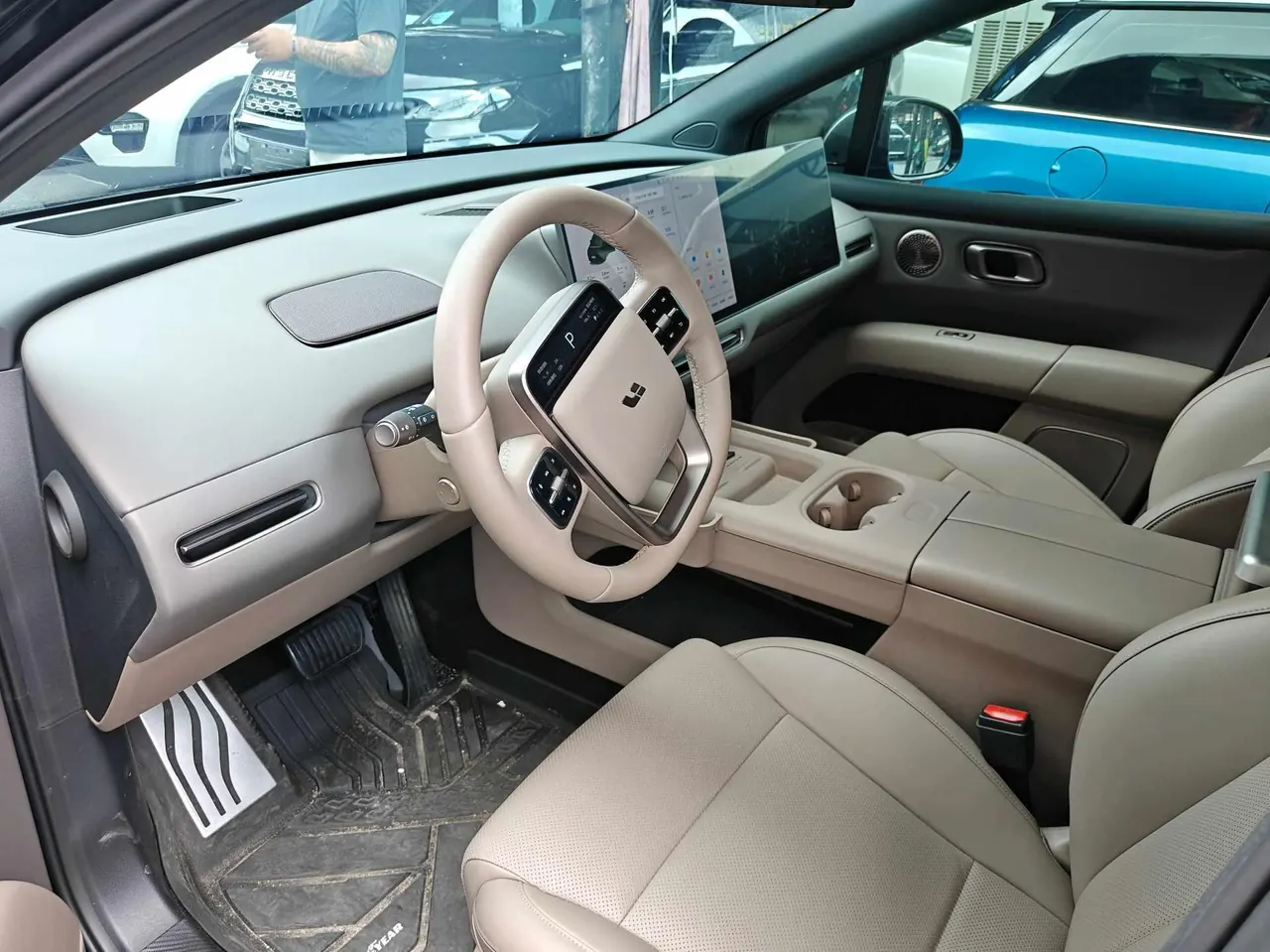Li 2025 I 300.00g Drive Standard Edition Automatic Gear 9
