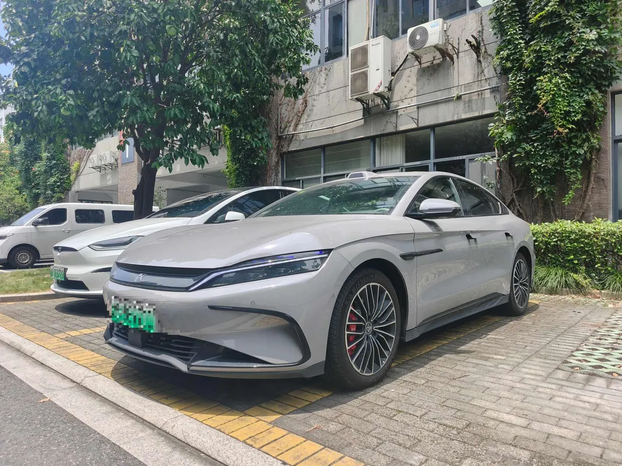 BYD 2025 Han EV 701KM laser Radar smart driving automatic gear - View 1