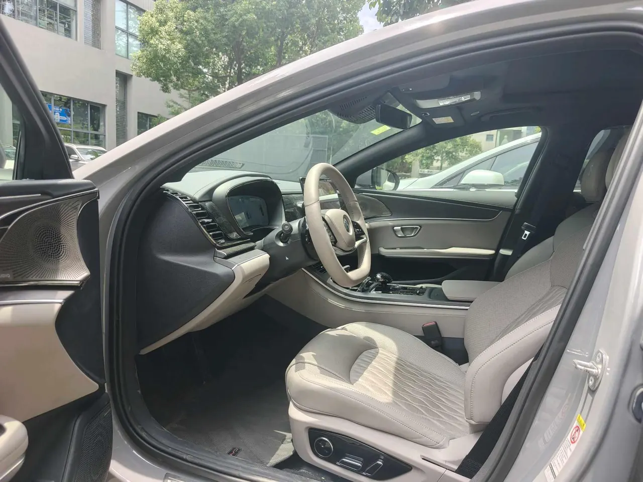 BYD 2025 Han EV 701KM laser Radar smart driving automatic gear 6