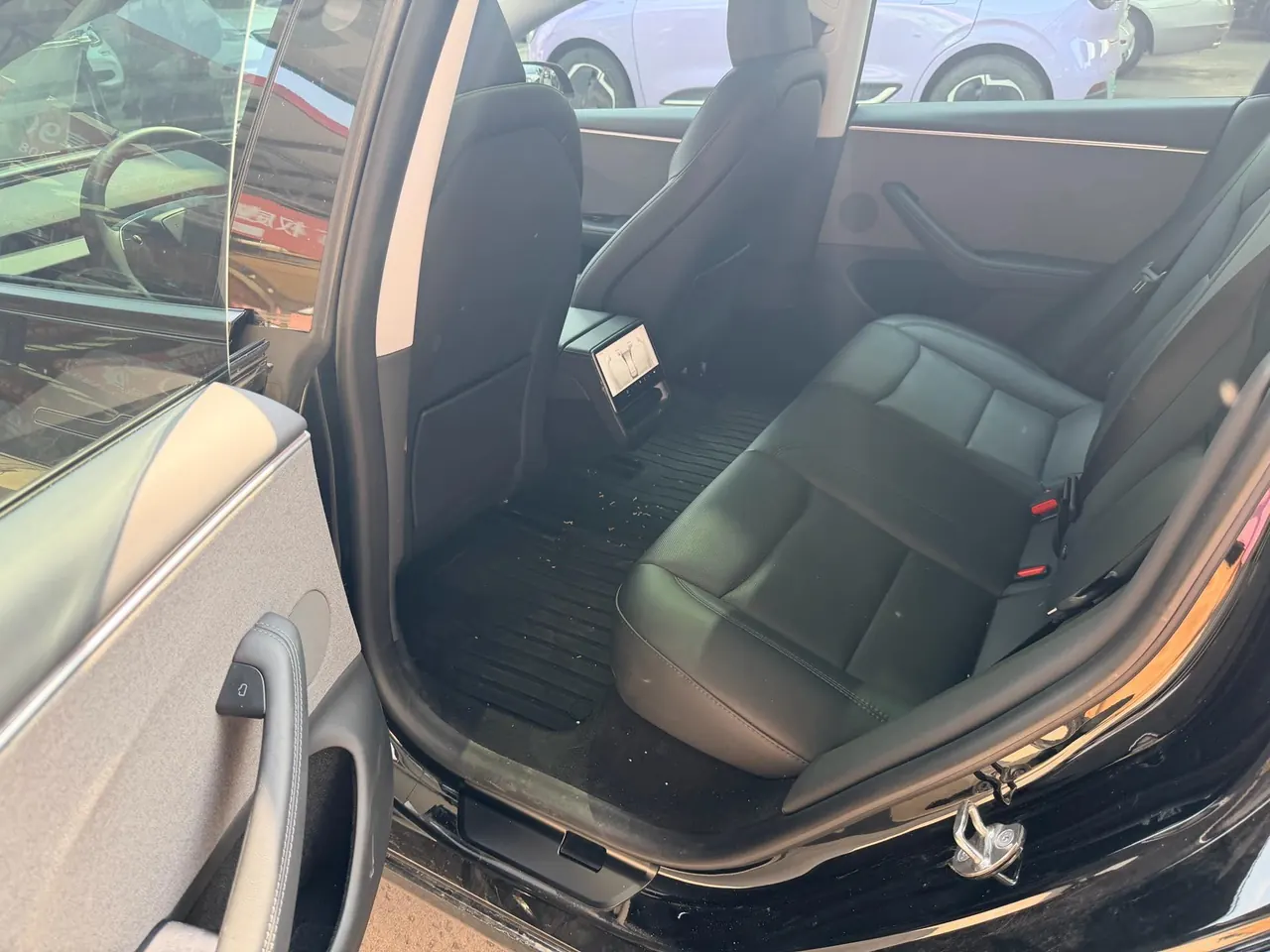 Tesla 2023 Model 3 Rejuvenation Edition Rear Wheel Drive Automatic Transmission 3