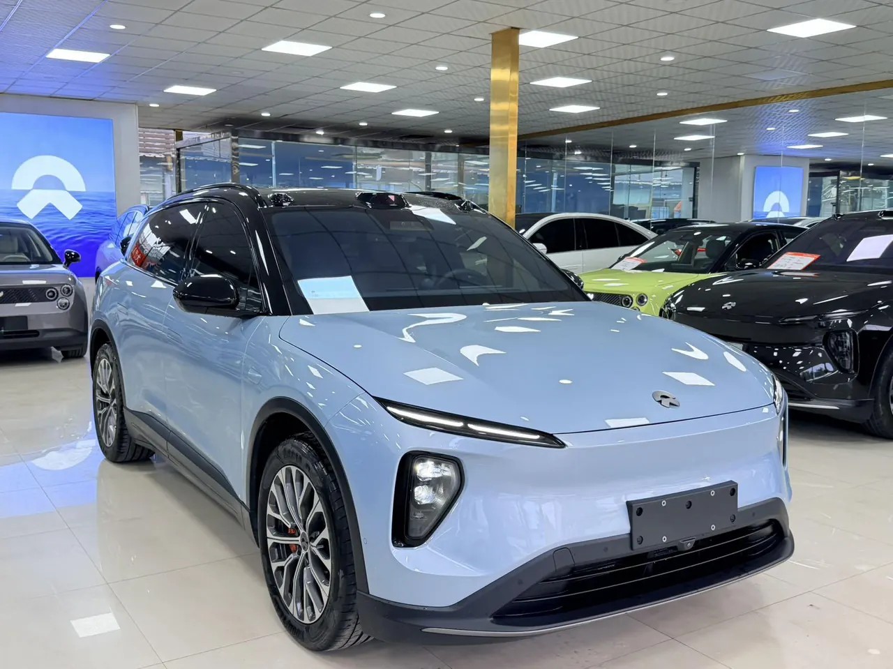 NIO 2023 ES6 75kWh automatic gear 3