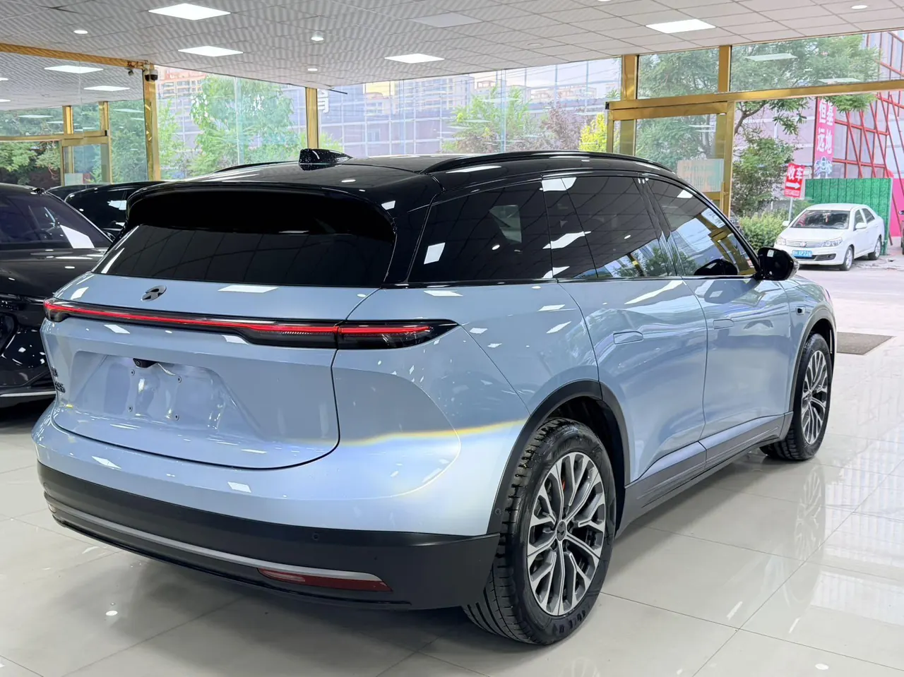 NIO 2023 ES6 75kWh automatic gear 6