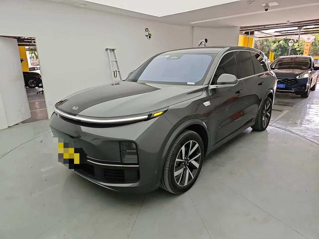 Li 2023 L8 Pro automatic gear - View 1