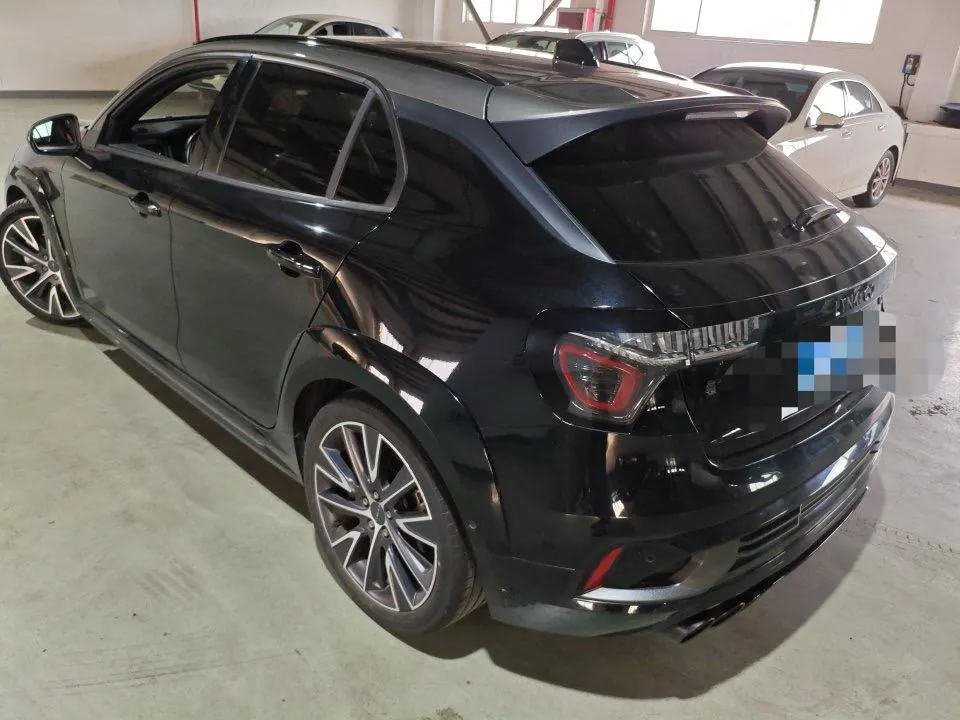 LYNK&amp;CO 2021 LYNK&amp;CO 02 Hatchback 2.0TD Halo automatic gear 5