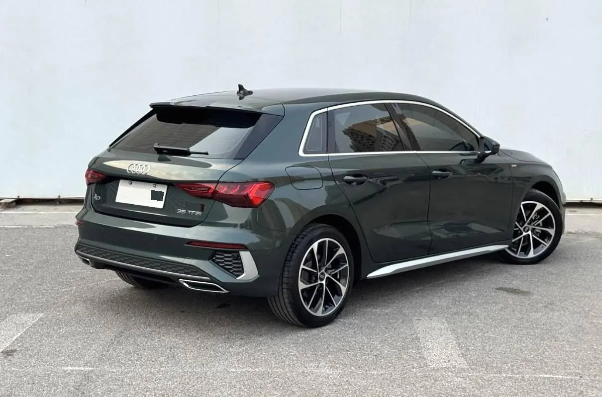 Audi 2021 A3 Sportback 1.4TFSI 35TFSI Aggressive Sports Automatic 3