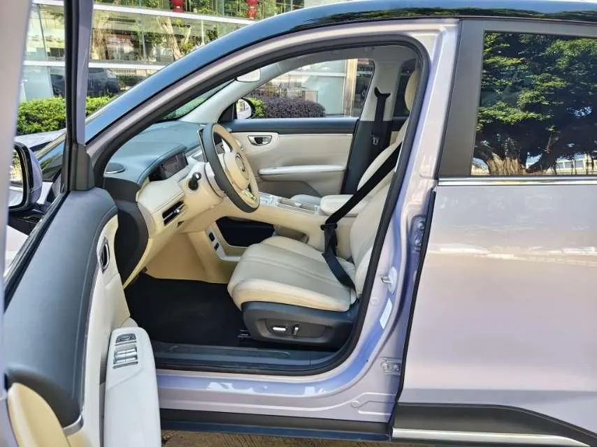 WuLing 2025 Plantronics S 325km Exclusive Automatic Transmission 6