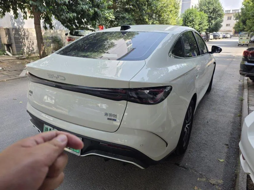 BYD 2026 Seal 06 DM-i 1.5 Stepless Super Edition 128KM Smart Auto 2