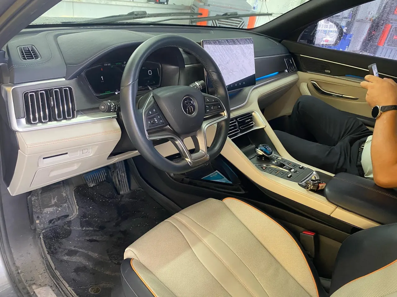 BYD Song PLUS New Energy 2021 Song PLUS DM-i 1.5 Stepless 110KM Flagship Automatic Gear 2