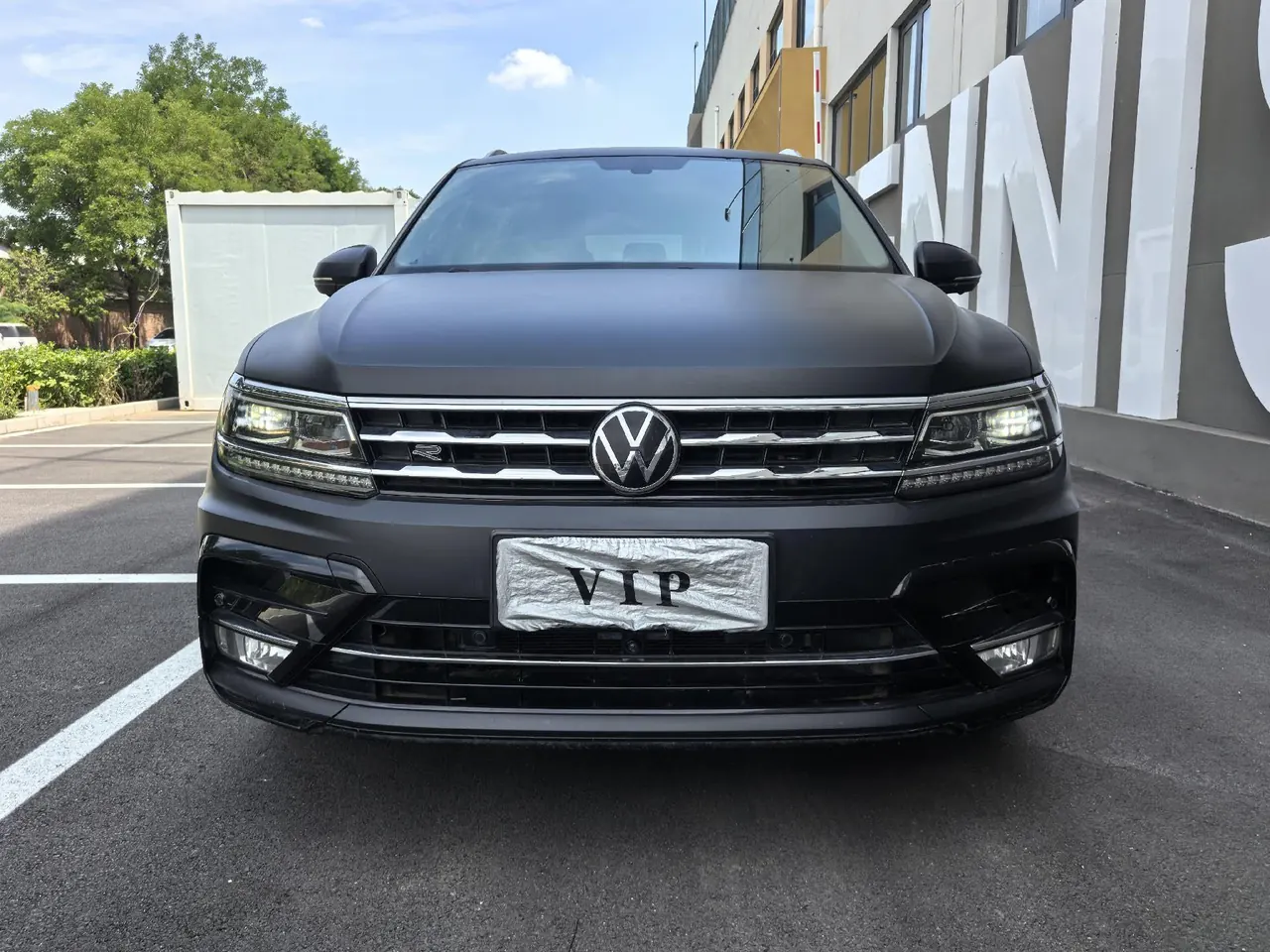 Volkswagen 2021 Tiguan L R-Line 2.0TSI 330TSI Two-Drive Overdrive Automatic Gear 2
